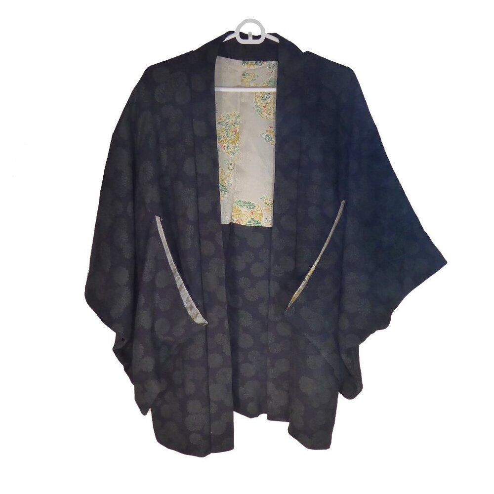 Men’s or Woman’s Short Japanese Kimona jacket Size Large